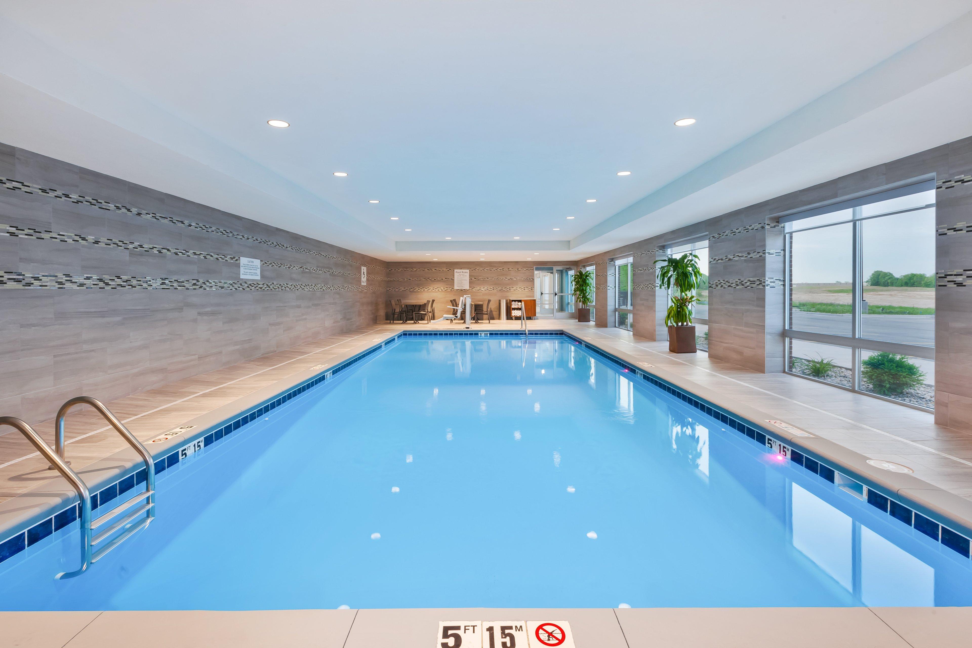 Holiday Inn Express & Suites - Grand Rapids Airport - South By Ihg المظهر الخارجي الصورة