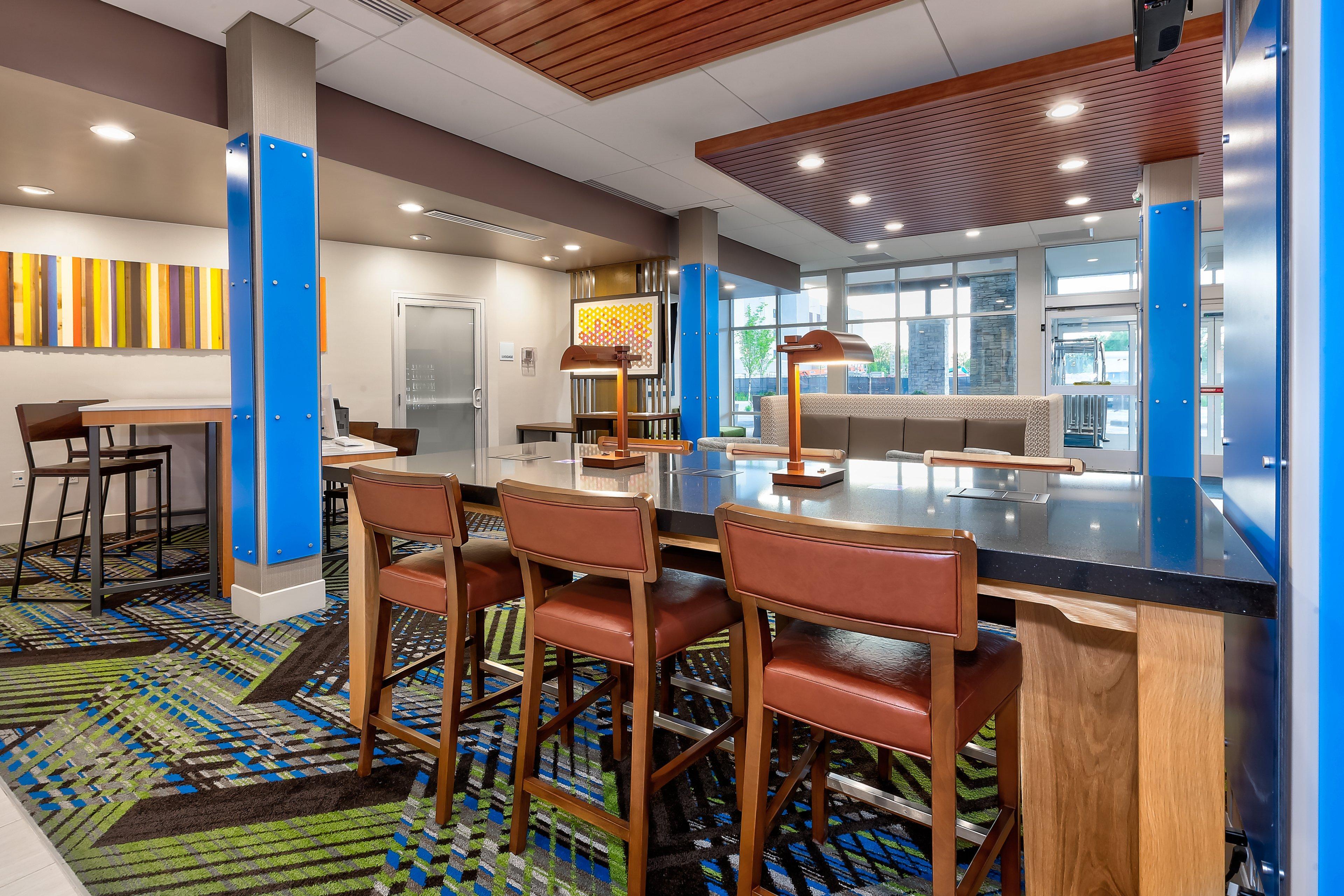 Holiday Inn Express & Suites - Grand Rapids Airport - South By Ihg المظهر الخارجي الصورة