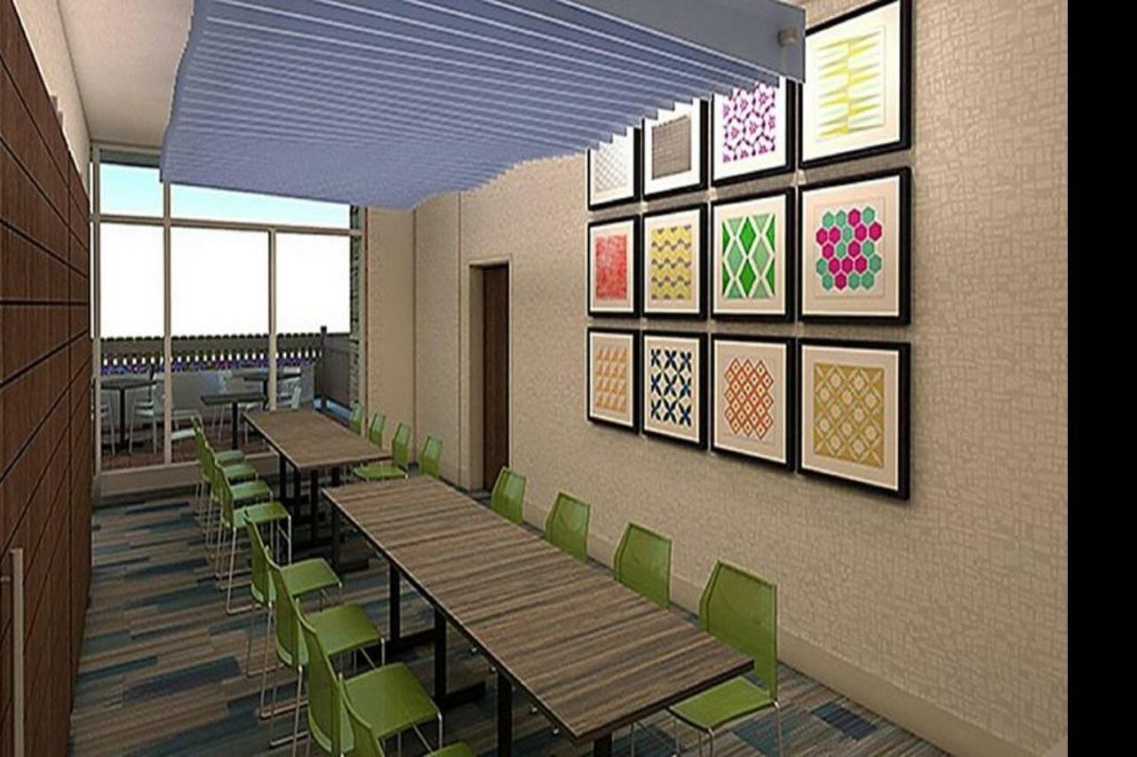 Holiday Inn Express & Suites - Grand Rapids Airport - South By Ihg المظهر الخارجي الصورة