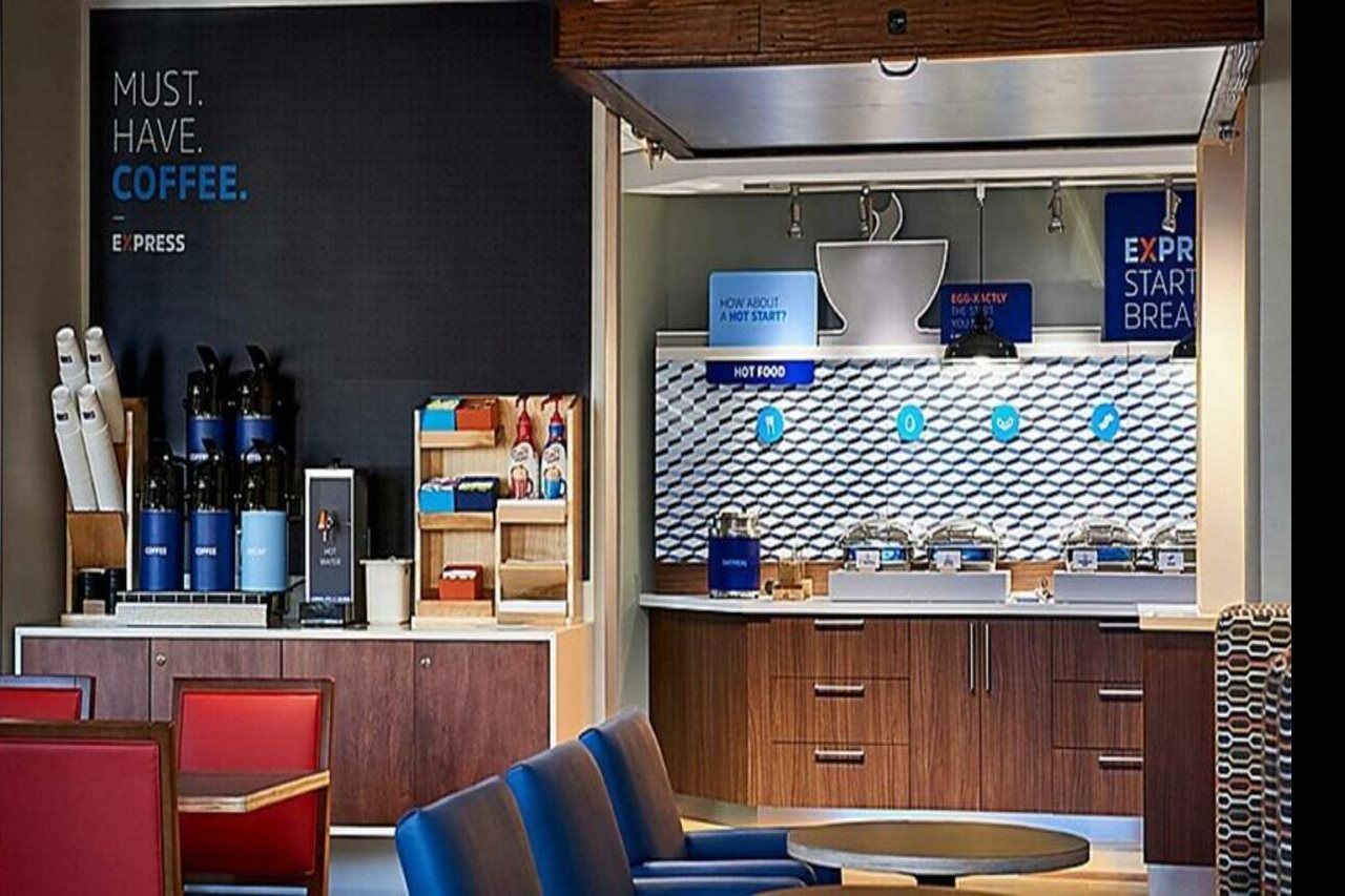 Holiday Inn Express & Suites - Grand Rapids Airport - South By Ihg المظهر الخارجي الصورة